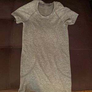 Slate white swiftly tech size zero perfect condition no tags.